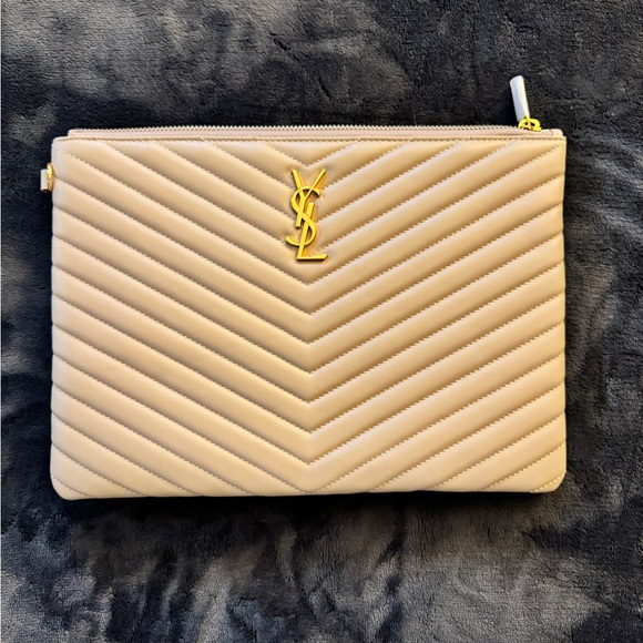 Tan Clutch - Picture 1 of 4